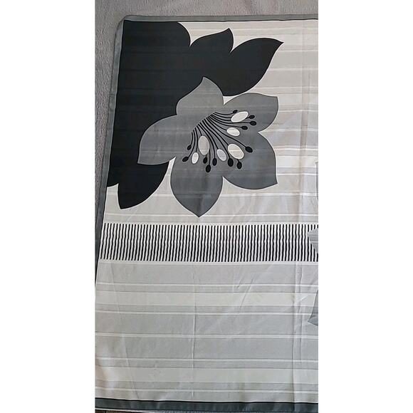 David Marrice Paris Black White Floral Scarf – Artistic Unisex Cravat - Picture 6 of 6